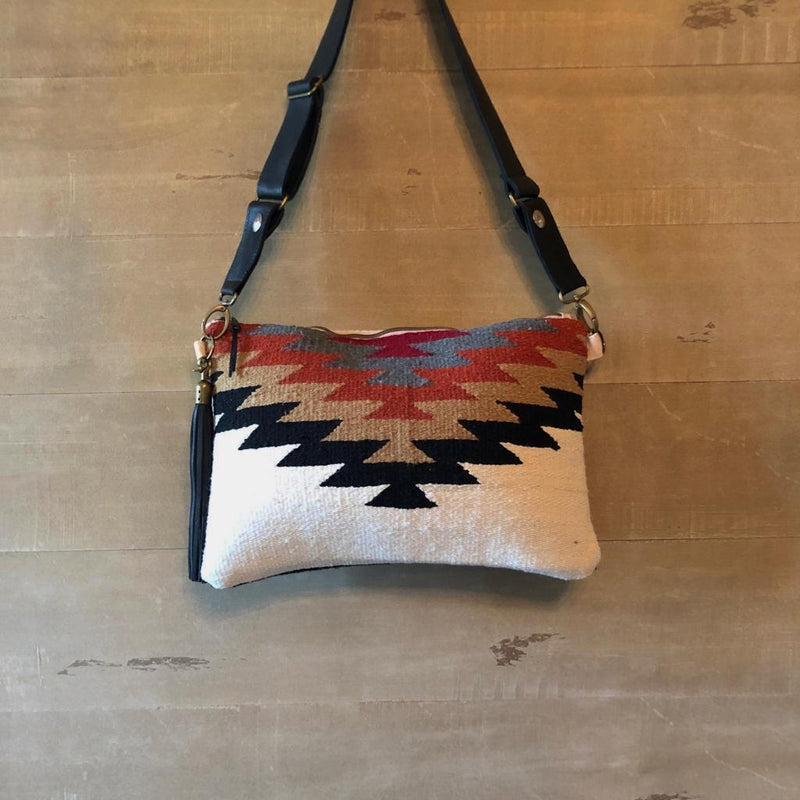 Estepona Clutch Desert Black-Weekender Bags-Good Tidings
