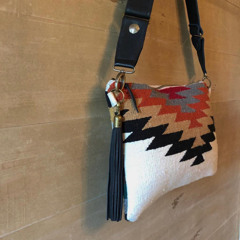 Estepona Clutch Desert Black-Weekender Bags-Good Tidings